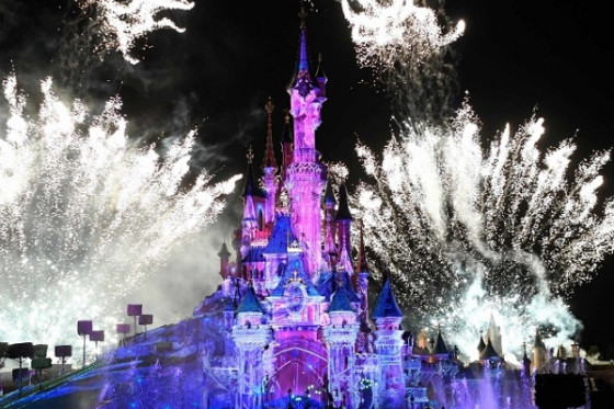 Capodanno a Disneyland Paris - Parigi, Festeggia il nuovo anno con Topolino Capodanno a Disneyland Paris - Parigi, Festeggia il nuovo anno con Topolino